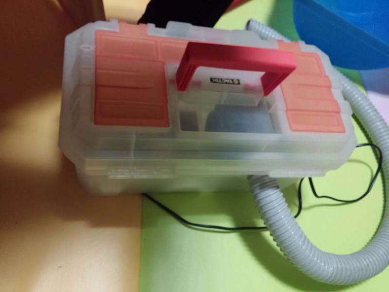 먼지다듬이 틈새 연막 시공